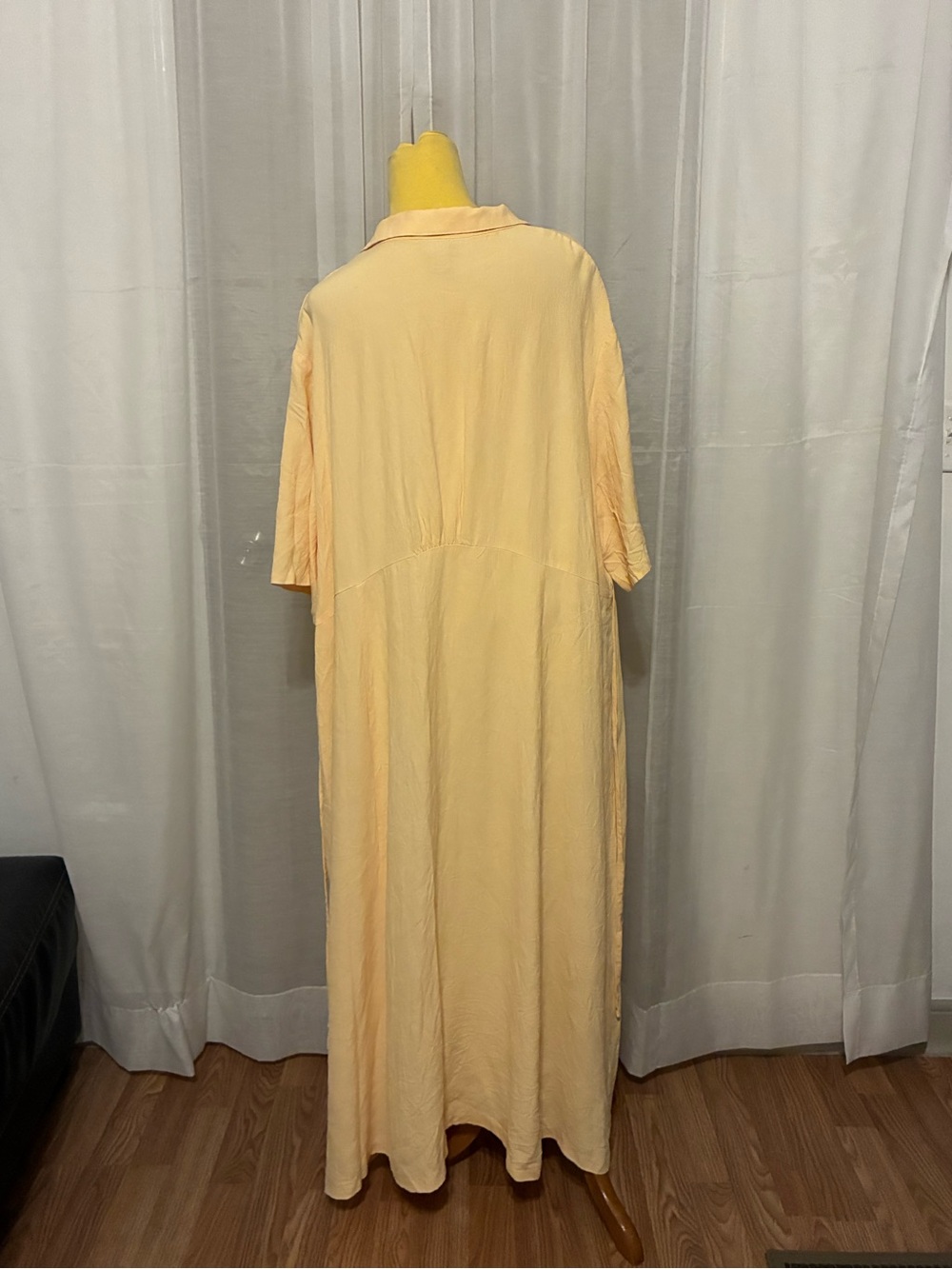 Avenue Yellow Maxi Dress Button Down Size 20 Short Sleeve - Picture 5 of 10